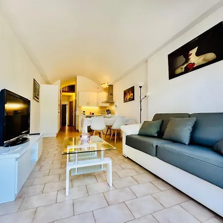 Le Velusine 2077 - 4 Prs - Parking - Climatisation - Piscine Apartment